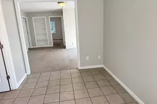 239 Union St, Franklin, MA 02038 - Photo 4