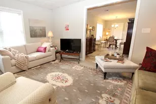 239 Union St, Franklin, MA 02038 - Photo 2