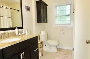 239 Union St, Franklin, MA 02038 - Photo 6