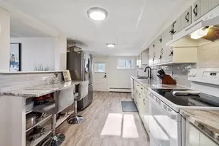 2 Grove St, Methuen, MA 01844 - Photo 14