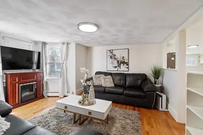 2 Grove St, Methuen, MA 01844 - Photo 2