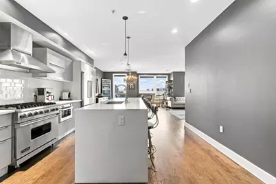 407 W 1st St #101, Boston, MA 02127 - Photo 8