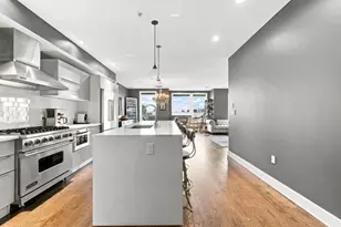 407 W First St, Boston, MA 02127 - Photo 8