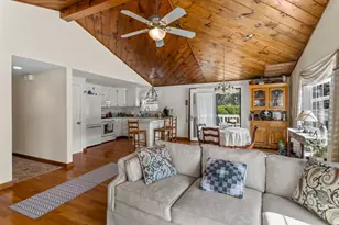 6 Robinhood Rd, Wareham, MA 02571 - Photo 8