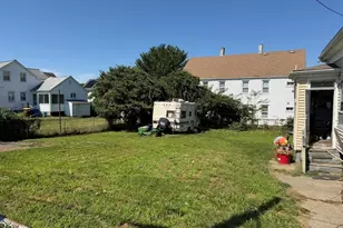 15 Allen St, Fall River, MA 02724 - Photo 8