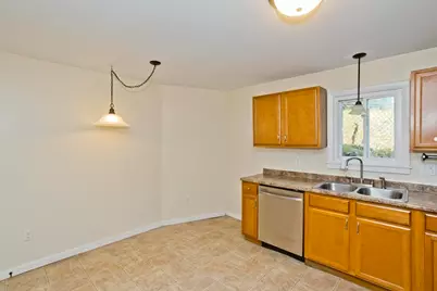 15 Bridge St, Monson, MA 01057 - Photo 6