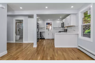197 Oakland Ave, Methuen, MA 01844 - Photo 14