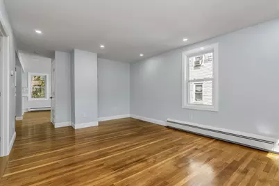197 Oakland Ave, Methuen, MA 01844 - Photo 4