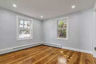 197 Oakland Ave, Methuen, MA 01844 - Photo 6
