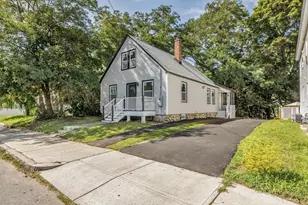 197 Oakland Ave, Methuen, MA 01844 - Photo 2