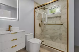 197 Oakland Ave, Methuen, MA 01844 - Photo 10