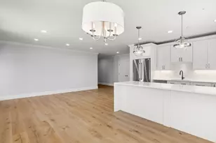16 Franklin St, Salem, MA 01970 - Photo 6