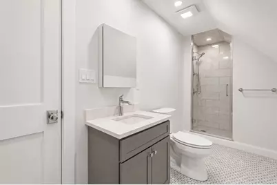 35 Farragut Ave #35, Medford, MA 02155 - Photo 20