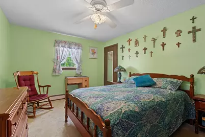 69 Thomas, Woonsocket, RI 02895 - Photo 18