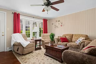 69 Thomas St, Woonsocket, RI 02895 - Photo 10