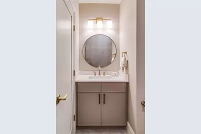 19 Curtis St. #2, Medford, MA 02155 - Photo 24