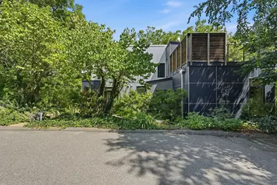 108 Grove St #B, Northampton, MA 01060 - Photo 4