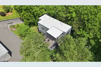 108 Grove St #B, Northampton, MA 01060 - Photo 34