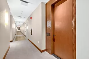 1 Franklin St, Boston, MA 02110 - Photo 22