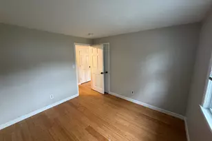 688 Plymouth St, Bridgewater, MA 02324 - Photo 14