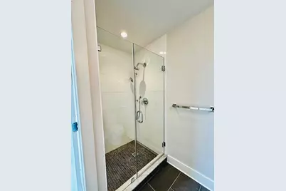 240 Salem #3A, Medford, MA 02155 - Photo 16