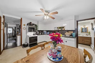 26 Washington Ave, Holyoke, MA 01040 - Photo 20