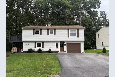 62 Piehl Ave, Worcester, MA 01606 - Photo 1