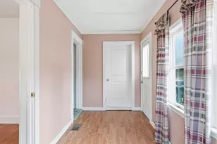 48 Litchfield Ave, Southbridge, MA 01550 - Photo 10