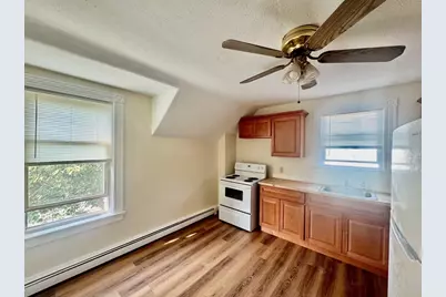 93 Parker St #2, Attleboro, MA 02703 - Photo 4