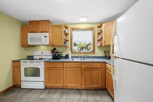 90 West St, Wendell, MA 01379 - Photo 8