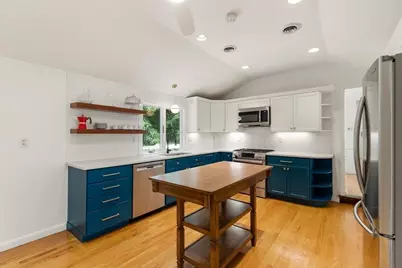15 Gridley St, Quincy, MA 02169 - Photo 8