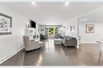 94 Florence Rd, Lowell, MA 01851 - Photo 8