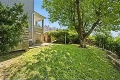 154 Barnaby St, Fall River, MA 02720 - Photo 8