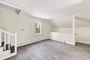 169 Quinapoxet St, Holden, MA 01522 - Photo 16