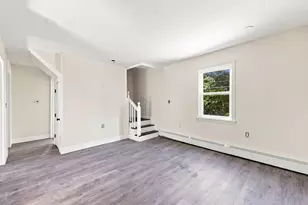 169 Quinapoxet St, Holden, MA 01522 - Photo 24