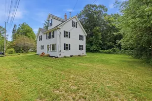 169 Quinapoxet St, Holden, MA 01522 - Photo 2
