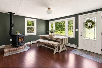 169 Quinapoxet St, Holden, MA 01522 - Photo 16
