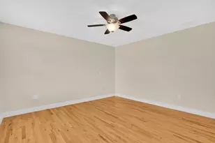 10 Begley St, Agawam, MA 01001 - Photo 26