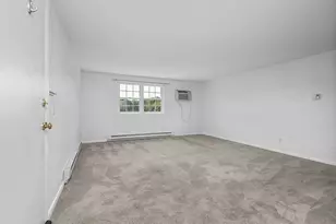 91 Pleasant St, Medfield, MA 02052 - Photo 4