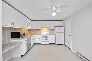 91 Pleasant St, Medfield, MA 02052 - Photo 8