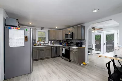 62 Grove St, Spencer, MA 01562 - Photo 12