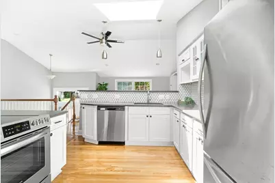 10 Kardon Rd, Boston, MA 02136 - Photo 8