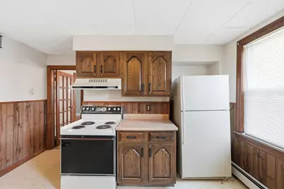 16 Dartmouth St, Worcester, MA 01604 - Photo 10