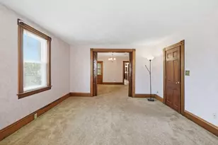 16 Dartmouth St, Worcester, MA 01604 - Photo 4