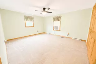 60 Martin St, East Providence, RI 02914 - Photo 10
