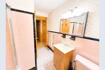 60 Martin St, East Providence, RI 02914 - Photo 16