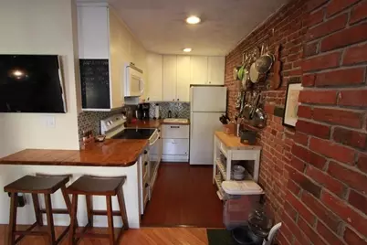 34-36 Bigelow St #3, Cambridge, MA 02139 - Photo 2