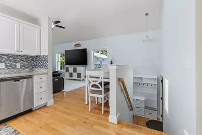 28 Stanley St, North Attleboro, MA 02763 - Photo 4