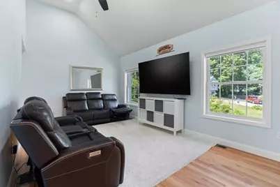 28 Stanley St, North Attleboro, MA 02763 - Photo 8
