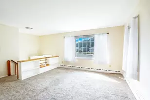 66 Seymour St, New Bedford, MA 02744 - Photo 4
